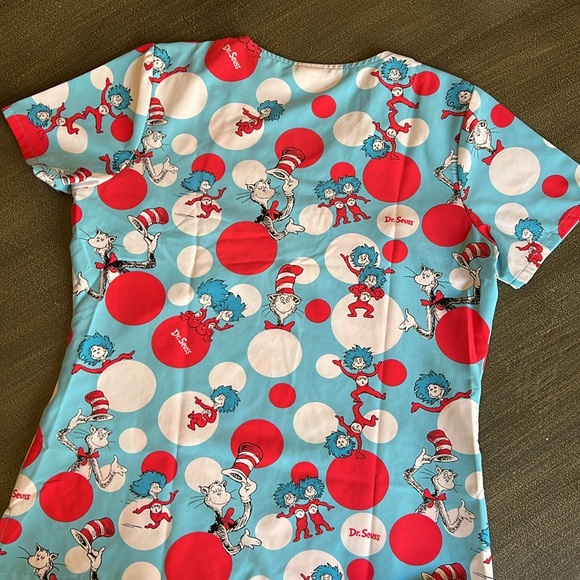 Dr. Suess Scrub Top - Picture 4 of 4